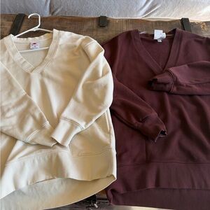 Champion bundle V-Neck Sweatshirts in Cream and Burgundy Sz Xs